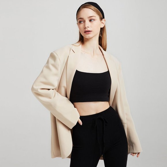 Storets Ava Oversized Blazer w/Contrast Cuff - Picture 3 of 16